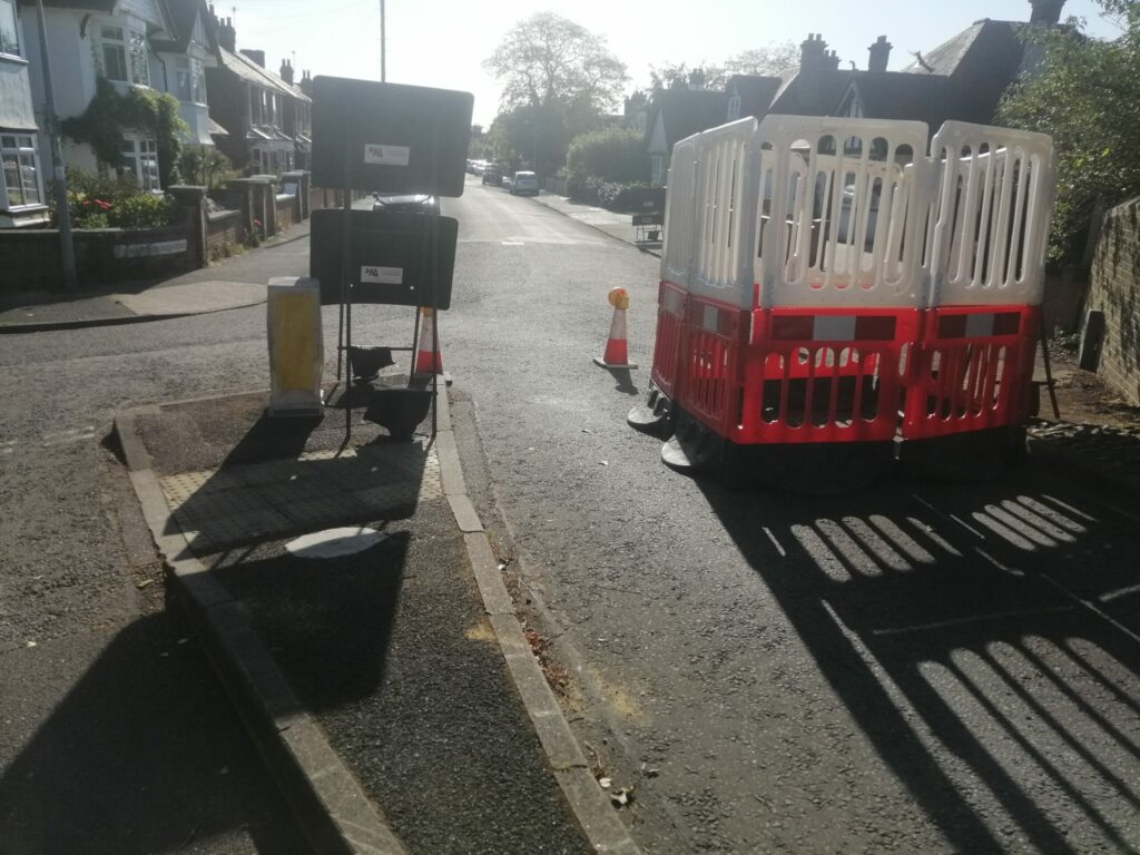 2020-06-09 Wellesley Road Barriers